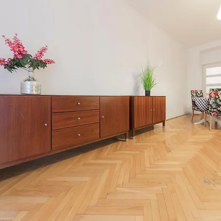 Bright And Cozy- Golden Apartments- Royal Street * 华沙